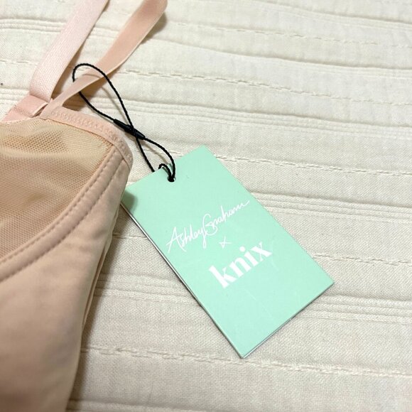 NWT Knix x Ashley Graham Mesh Bodysuit in Peony - Picture 3 of 4